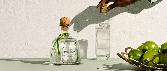 How many carbs are in Patrón Tequila products?