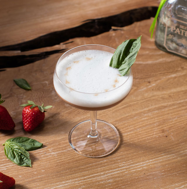 Dessert Rose Cocktail Recipe | Patrón Tequila