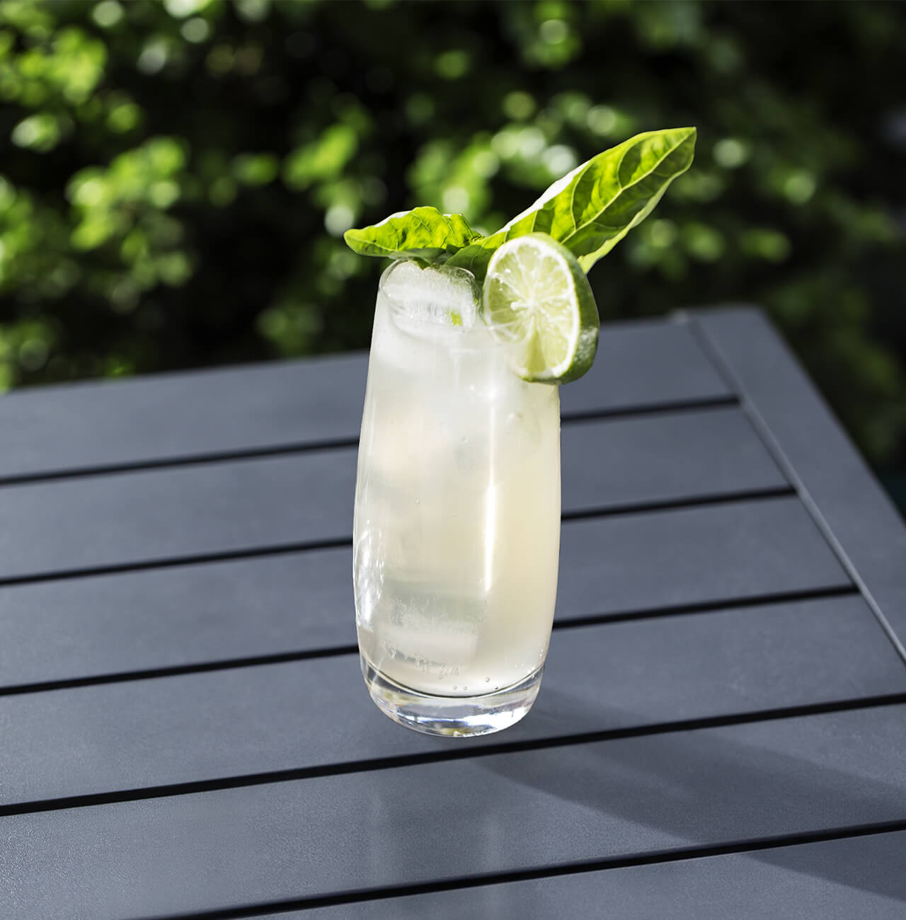 Grape T White Grape T&T Cocktail | Tequila Grape Juice | PATRÓN TEQUILA